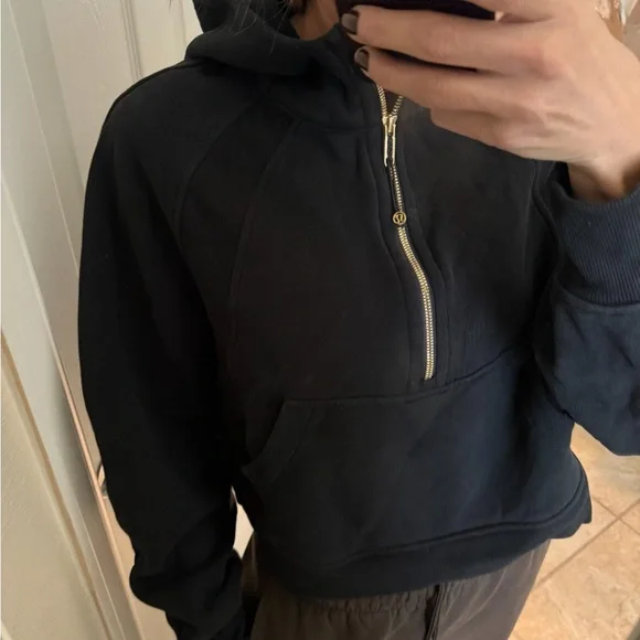 Gold zipper scubas - Picture 3 of 3